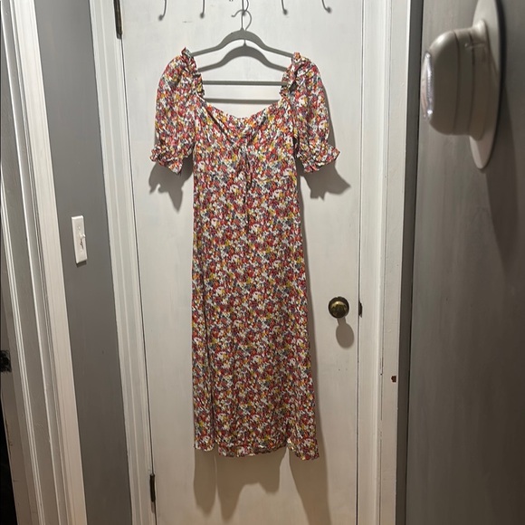 New FAITHFULL THE BRAND Lennox floral midi dress - Picture 1 of 9